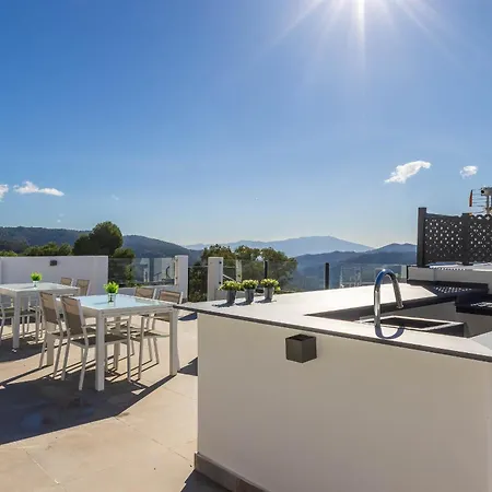 Caminito Rey & Banderas Relax Hotel