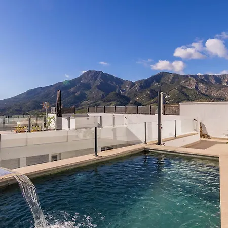 Caminito Rey & Banderas Relax Hotel